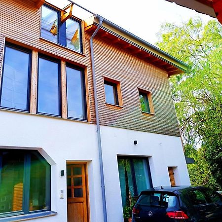 Apartment Unterm Dach Mit Kleinem Seeblick Münsing Exterior foto